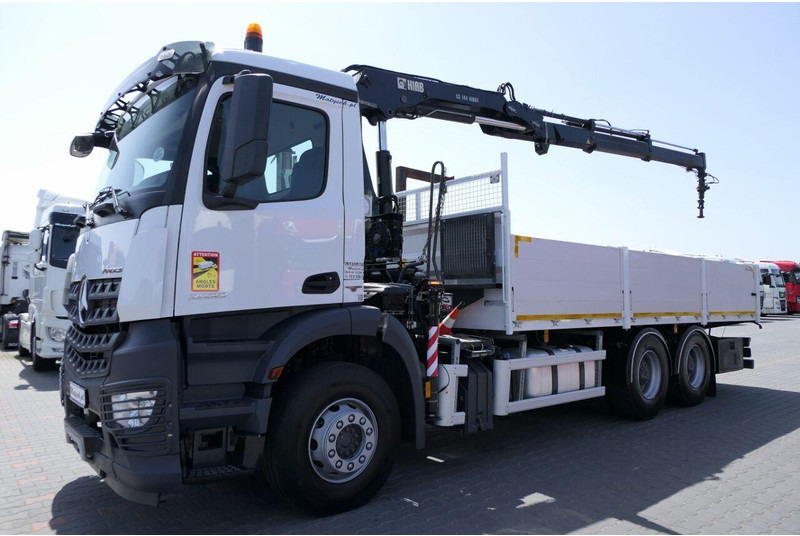 Mercedes-Benz AROCS 2633 - Грузовик бортовой/ Платформа, Автоманипулятор: фото 2 Mercedes-Benz AROCS 2633 - Грузовик бортовой/ Платформа, Автоманипулятор: фото 2