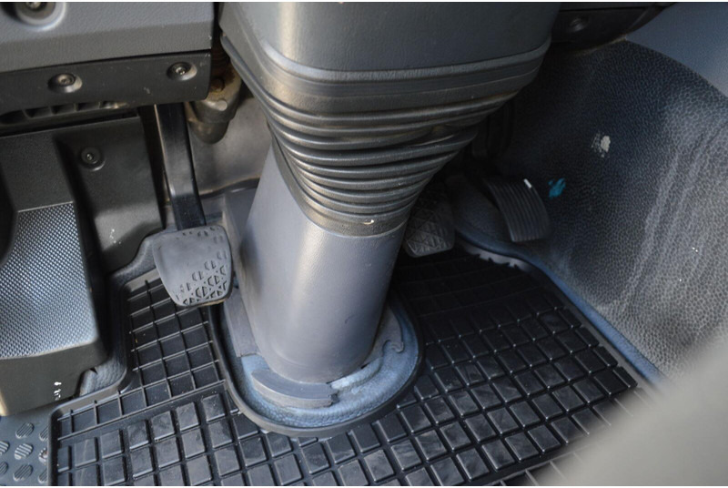 Mercedes-Benz AXOR 2543 HOOK JANCO HS20 14T KLIMA WEBASTO Bed Steering Axle Au в лизинг Mercedes-Benz AXOR 2543 HOOK JANCO HS20 14T KLIMA WEBASTO Bed Steering Axle Au: фото 15 Mercedes-Benz AXOR 2543 HOOK JANCO HS20 14T KLIMA WEBASTO Bed Steering Axle Au в лизинг Mercedes-Benz AXOR 2543 HOOK JANCO HS20 14T KLIMA WEBASTO Bed Steering Axle Au: фото 15