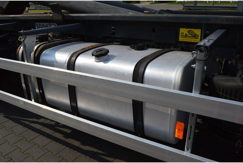 Mercedes-Benz AXOR 2543 HOOK JANCO HS20 14T KLIMA WEBASTO Bed Steering Axle Au в лизинг Mercedes-Benz AXOR 2543 HOOK JANCO HS20 14T KLIMA WEBASTO Bed Steering Axle Au: фото 7 Mercedes-Benz AXOR 2543 HOOK JANCO HS20 14T KLIMA WEBASTO Bed Steering Axle Au в лизинг Mercedes-Benz AXOR 2543 HOOK JANCO HS20 14T KLIMA WEBASTO Bed Steering Axle Au: фото 7