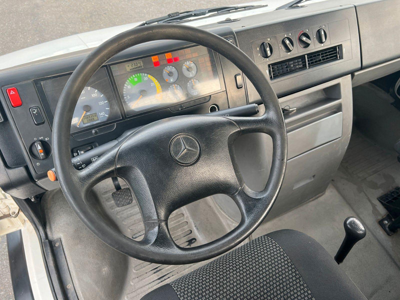 Самосвал Mercedes-Benz Vario 816 816/AHK/ Blatt-Blatt /Radstand 4250mm: фото 10