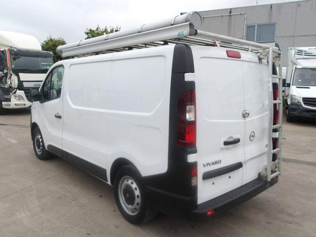 Opel Vivaro - Цельнометаллический фургон: фото 4 Opel Vivaro - Цельнометаллический фургон: фото 4