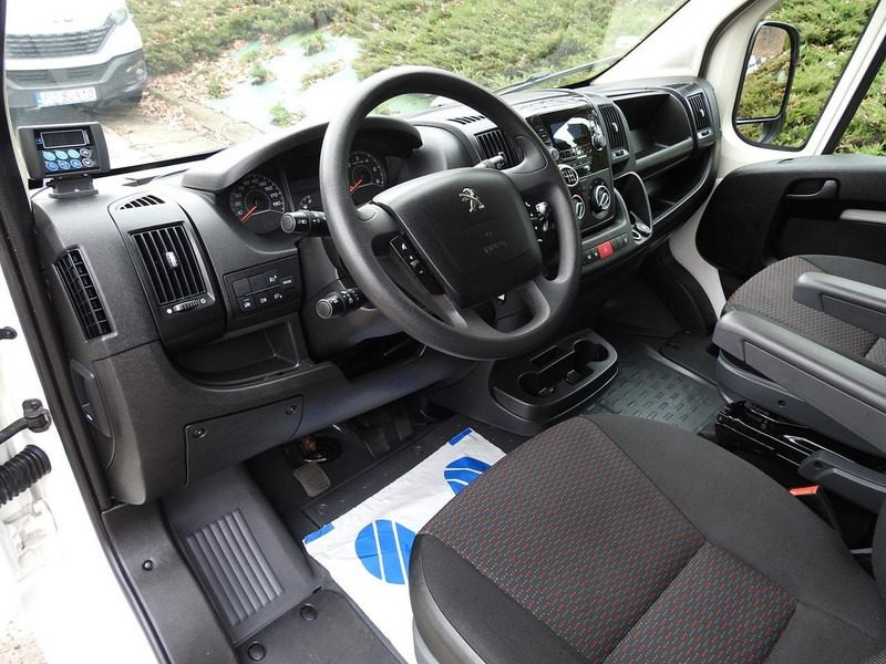 Peugeot BOXER FURGON CHŁODNIA -5*C DWIE KOMORY TEMPOMAT KLIMATYZACJA - Фургон-рефрижератор: фото 2 Peugeot BOXER FURGON CHŁODNIA -5*C DWIE KOMORY TEMPOMAT KLIMATYZACJA - Фургон-рефрижератор: фото 2