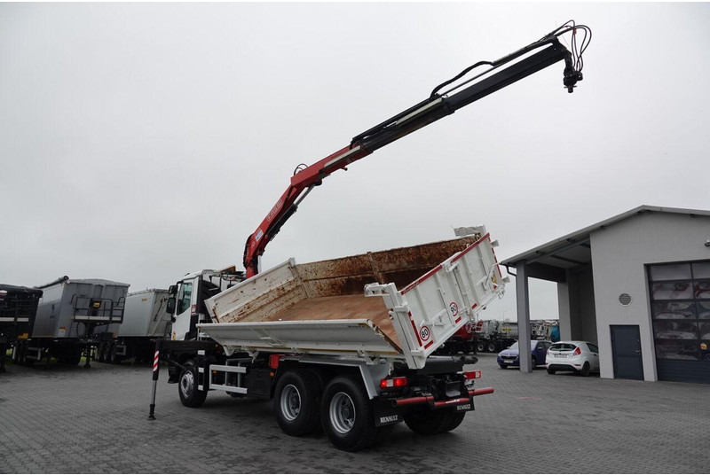 Самосвал, Автоманипулятор Renault C 380 / 6x4 / WYWROTKA 3 STRONNA  + HDS FASSI F135 / HYDROBURTA: фото 9