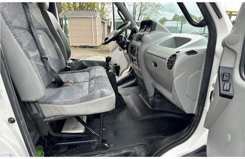 Фургон с закрытым кузовом Renault Mascott 2.8 Van: фото 15