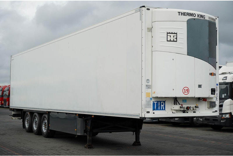 Schmitz Cargobull CHŁODNIA / THERMO KING SLX 300 / HAKÓWKA / HAKOWA / OŚ PODNOSZON - Полуприцеп-рефрижератор: фото 1 Schmitz Cargobull CHŁODNIA / THERMO KING SLX 300 / HAKÓWKA / HAKOWA / OŚ PODNOSZON - Полуприцеп-рефрижератор: фото 1