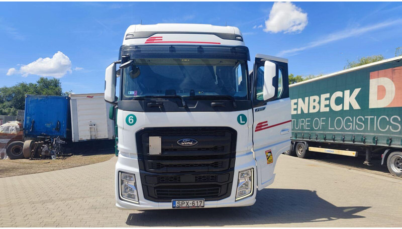 Ford F-Max 500 Lowdeck - MEGA - Тягач: фото 4 Ford F-Max 500 Lowdeck - MEGA - Тягач: фото 4