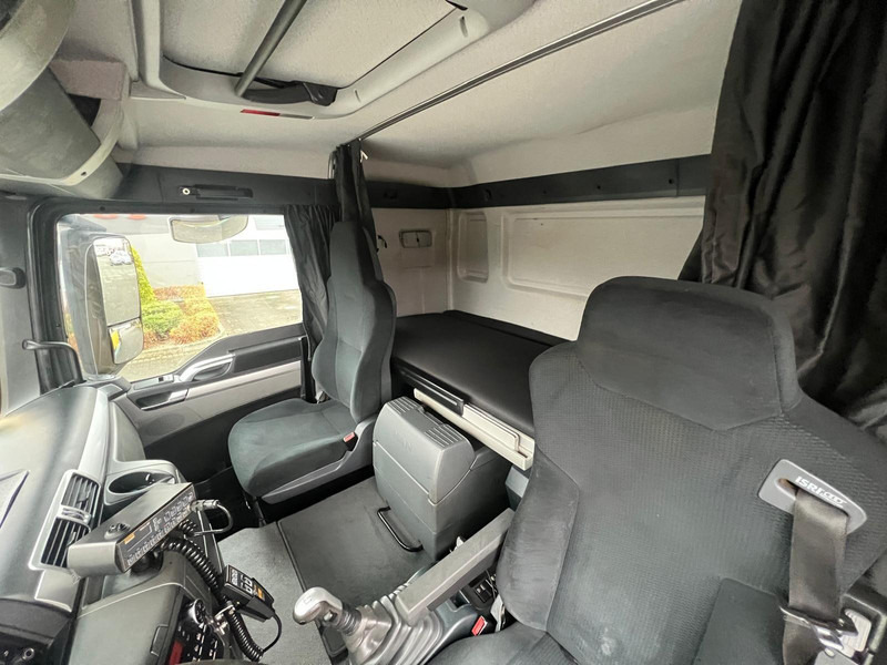 MAN TGS 26.540 6x4/2 4x4 HYDRODRIVE LX TRACTOR/TIMBER TRAILER LOGLIF в лизинг MAN TGS 26.540 6x4/2 4x4 HYDRODRIVE LX TRACTOR/TIMBER TRAILER LOGLIF: фото 18 MAN TGS 26.540 6x4/2 4x4 HYDRODRIVE LX TRACTOR/TIMBER TRAILER LOGLIF в лизинг MAN TGS 26.540 6x4/2 4x4 HYDRODRIVE LX TRACTOR/TIMBER TRAILER LOGLIF: фото 18