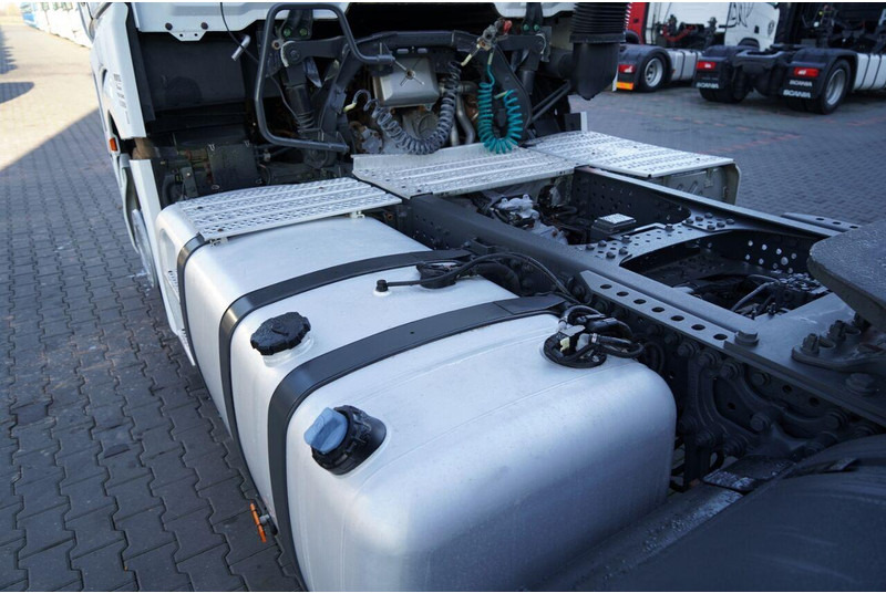 Тягач Mercedes-Benz ACTROS 1842: фото 13 Тягач Mercedes-Benz ACTROS 1842: фото 13