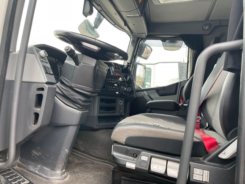 Renault T 460 ALU.BIG ADR//2-UNITE - Тягач: фото 5 Renault T 460 ALU.BIG ADR//2-UNITE - Тягач: фото 5