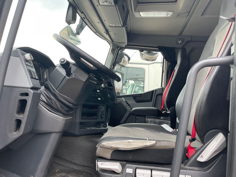 Renault T-460 euro6 BIG-ADR!!! - Тягач: фото 3 Renault T-460 euro6 BIG-ADR!!! - Тягач: фото 3