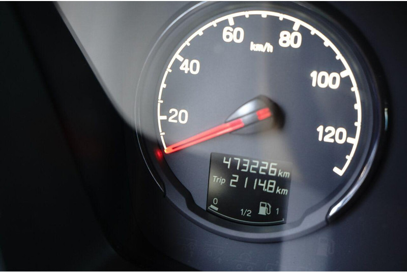 Тягач Scania R 450 / RETARDER / NISKA KABINA / PO KONTRAKCIE SERWISOWYM: фото 9 Тягач Scania R 450 / RETARDER / NISKA KABINA / PO KONTRAKCIE SERWISOWYM: фото 9