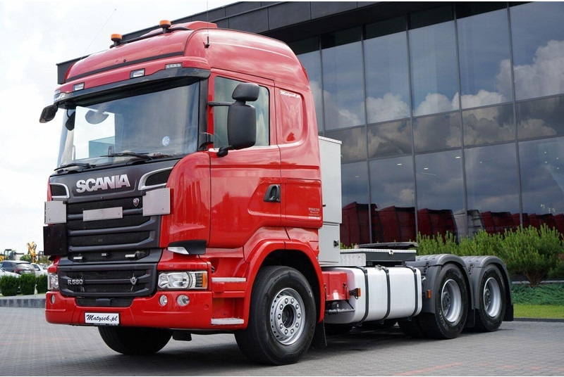 Scania R 580 / V8 / 6x4 / DMC: 150.000 KG / RETARDER / I-PARK COOL / PE - Тягач: фото 3 Scania R 580 / V8 / 6x4 / DMC: 150.000 KG / RETARDER / I-PARK COOL / PE - Тягач: фото 3