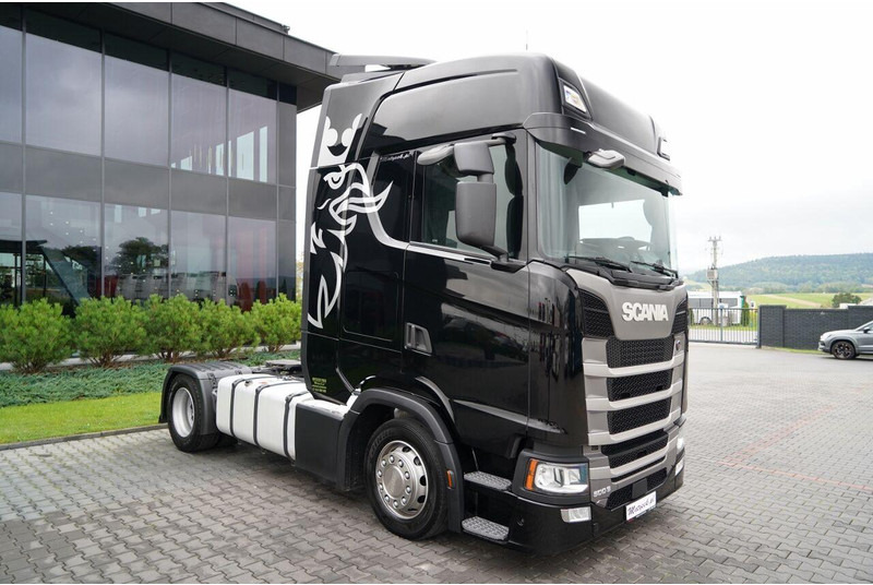 Scania S 500 / MEGA / RETARDER / LOW DECK / I-PARK COOL / PO KONTRAKCIE - Тягач: фото 2 Scania S 500 / MEGA / RETARDER / LOW DECK / I-PARK COOL / PO KONTRAKCIE - Тягач: фото 2