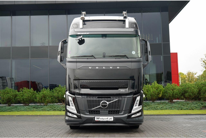 Volvo FH 500 / 2025 ROK / 91 TYS KM / XXL / I-SHIFT - Тягач: фото 4 Volvo FH 500 / 2025 ROK / 91 TYS KM / XXL / I-SHIFT - Тягач: фото 4