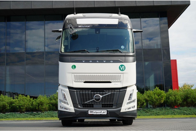 Volvo FH 500 AERO / 2025 ROK / I-SAVE / XXL / GWARANCJA FABRYCZNA - Тягач: фото 4 Volvo FH 500 AERO / 2025 ROK / I-SAVE / XXL / GWARANCJA FABRYCZNA - Тягач: фото 4