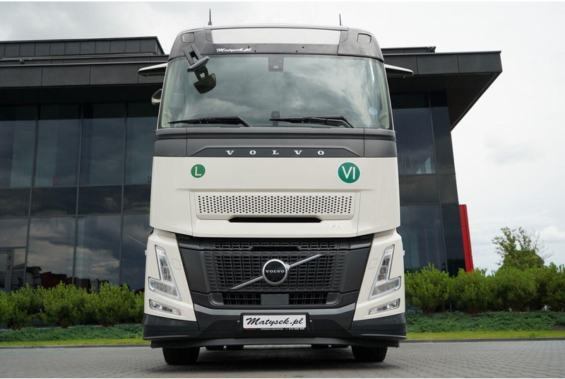 Volvo FH 500 AERO / 2025 ROK / I-SAVE / XXL . / GWARANCJA FABRYCZNA - Тягач: фото 4 Volvo FH 500 AERO / 2025 ROK / I-SAVE / XXL . / GWARANCJA FABRYCZNA - Тягач: фото 4