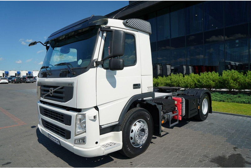 Volvo FM 380 / PEŁNY ADR / NISKA KABINA / DZIENNA KABINA / SPROWADZONY - Тягач: фото 5 Volvo FM 380 / PEŁNY ADR / NISKA KABINA / DZIENNA KABINA / SPROWADZONY - Тягач: фото 5