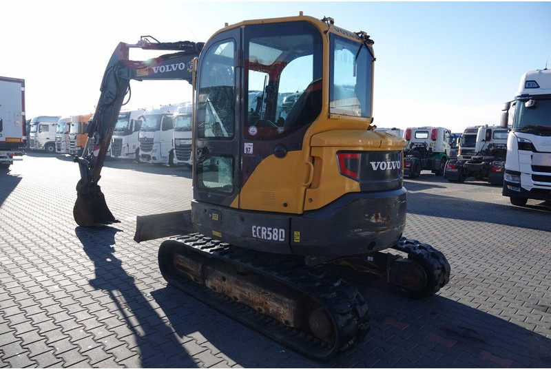 Volvo ECR58D - Мини-экскаватор: фото 4 Volvo ECR58D - Мини-экскаватор: фото 4