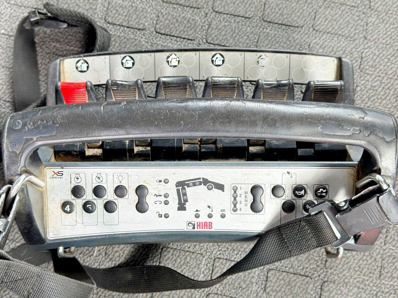 Volvo FH 460 * HIAB 377 E - 7 HIPRO + FUNK * 6x4 в лизинг Volvo FH 460 * HIAB 377 E - 7 HIPRO + FUNK * 6x4: фото 12 Volvo FH 460 * HIAB 377 E - 7 HIPRO + FUNK * 6x4 в лизинг Volvo FH 460 * HIAB 377 E - 7 HIPRO + FUNK * 6x4: фото 12