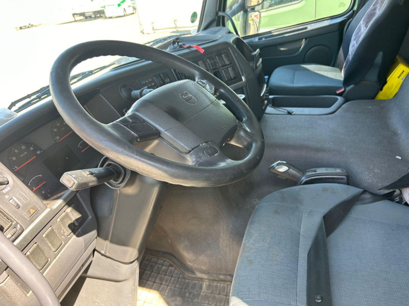 Volvo FM330 Kran Hiab 113K Pro Euro 5+EEV.2x Ger - Грузовик бортовой/ Платформа, Автоманипулятор: фото 5 Volvo FM330 Kran Hiab 113K Pro Euro 5+EEV.2x Ger - Грузовик бортовой/ Платформа, Автоманипулятор: фото 5