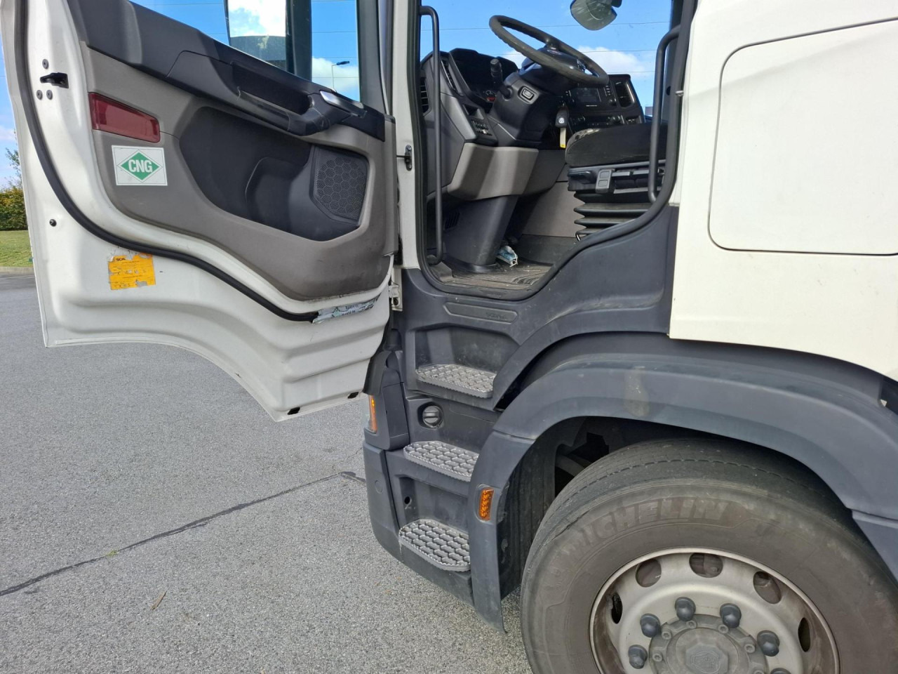 SCANIA SCANIAG410 A4x2 GNC - Тягач: фото 4 SCANIA SCANIAG410 A4x2 GNC - Тягач: фото 4