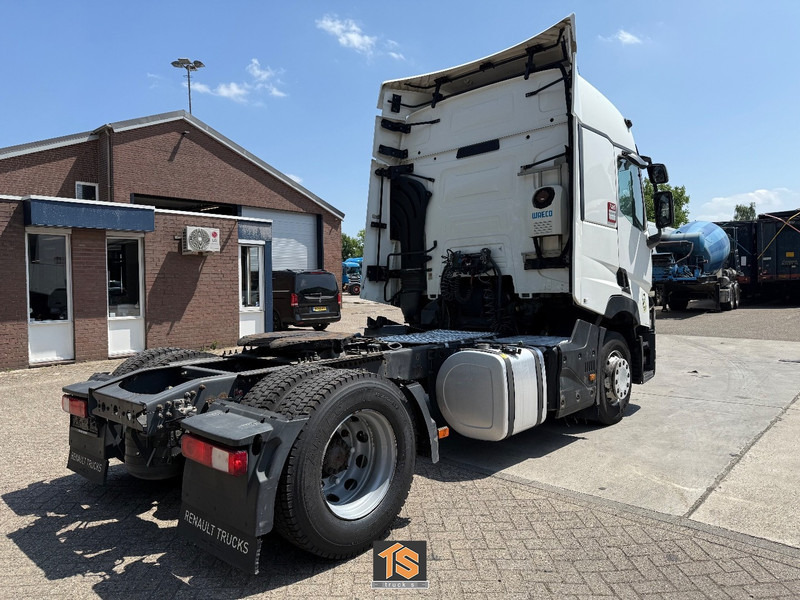 Renault T 460 2 TANKS - GERMAN TOP TRUCK - TUV 3/26 - Тягач: фото 4 Renault T 460 2 TANKS - GERMAN TOP TRUCK - TUV 3/26 - Тягач: фото 4