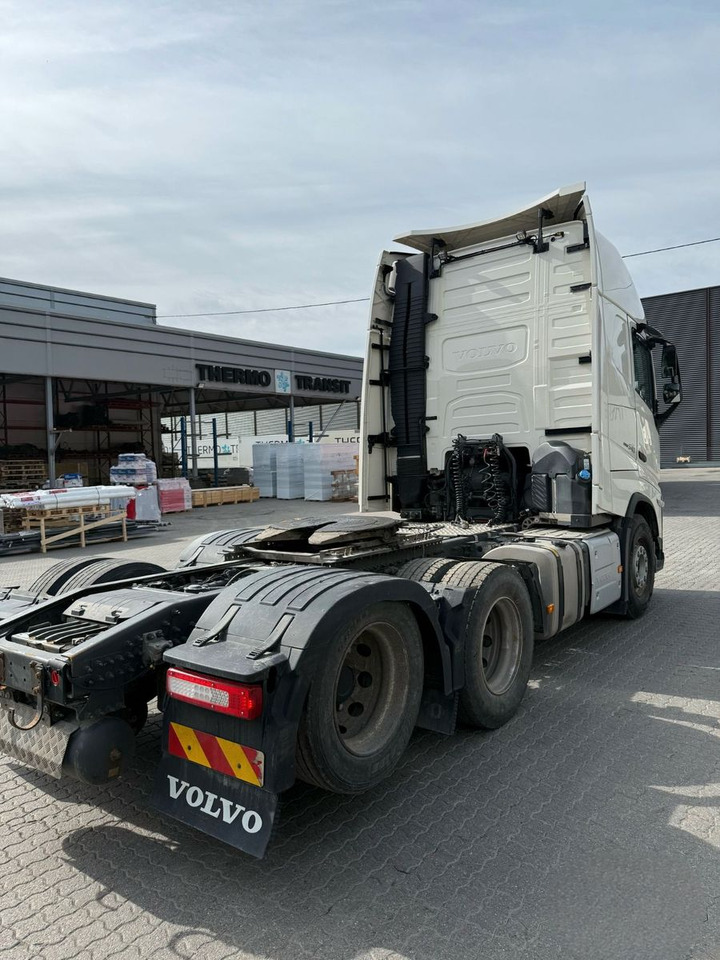 Volvo FH540 6x2 / Double boogie - Тягач: фото 3 Volvo FH540 6x2 / Double boogie - Тягач: фото 3