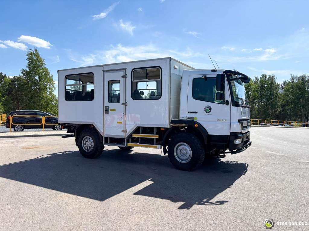 Mercedes-Benz ATEGO 1326 4x4 Double Cab Camper BUS - Грузовик-шасси: фото 3 Mercedes-Benz ATEGO 1326 4x4 Double Cab Camper BUS - Грузовик-шасси: фото 3