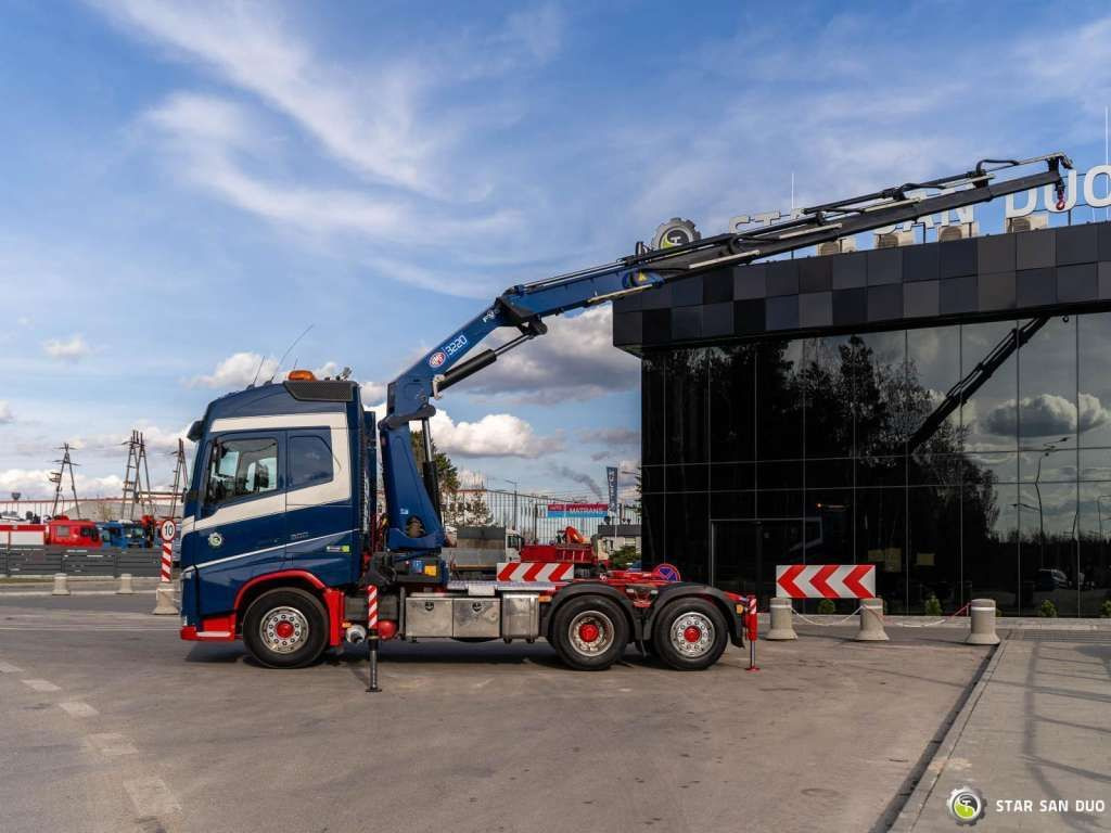 Volvo FH 500 6x2 HMF 3220-K5 HDS Crane Euro 6 - Автоманипулятор, Тягач: фото 2 Volvo FH 500 6x2 HMF 3220-K5 HDS Crane Euro 6 - Автоманипулятор, Тягач: фото 2