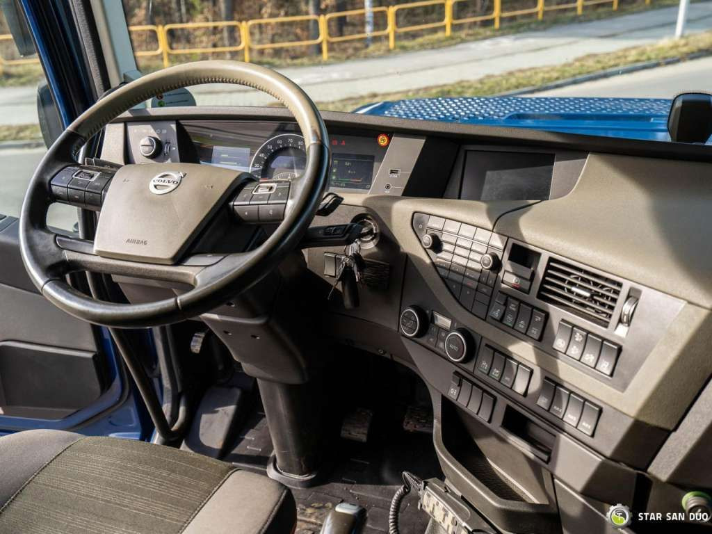 Новый Автоманипулятор, Тягач Volvo  FH 500 6x2 HMF 3220-K5 HDS Crane Euro 6: фото 18