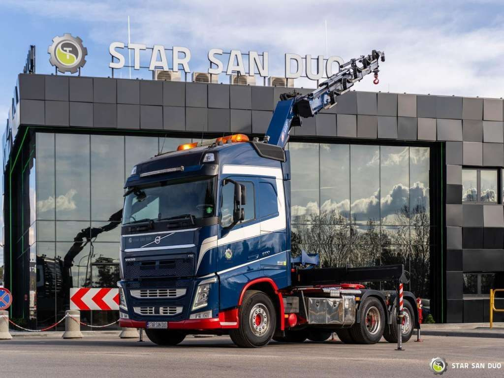 Volvo FH 500 6x2 HMF 3220-K5 HDS Crane Euro 6 - Автоманипулятор, Тягач: фото 1 Volvo FH 500 6x2 HMF 3220-K5 HDS Crane Euro 6 - Автоманипулятор, Тягач: фото 1