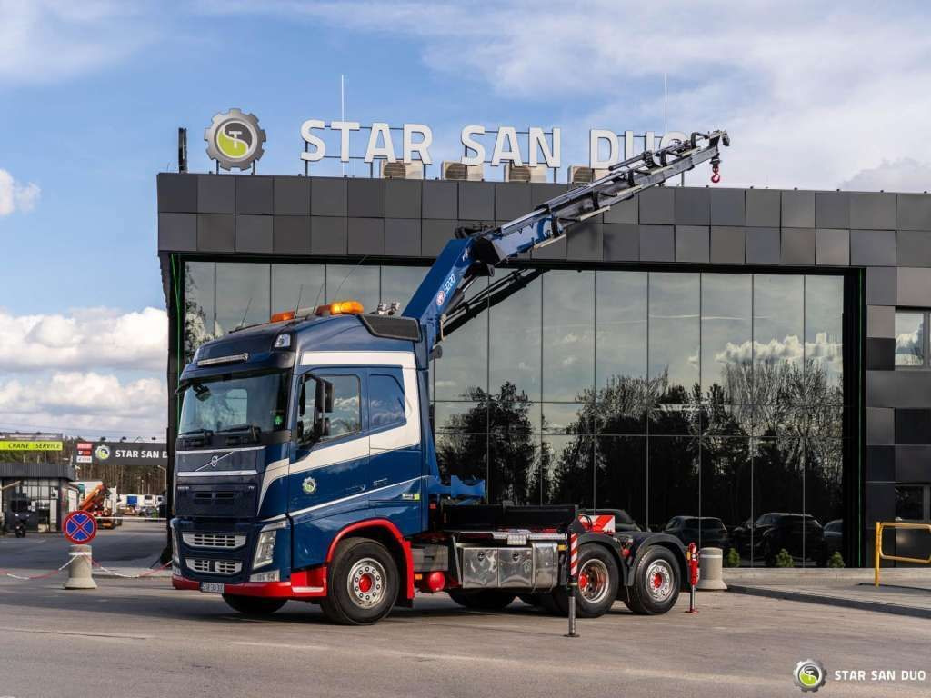 Volvo FH 500 6x2 HMF 3220-K5 HDS Crane Euro 6 - Автоманипулятор, Тягач: фото 4 Volvo FH 500 6x2 HMF 3220-K5 HDS Crane Euro 6 - Автоманипулятор, Тягач: фото 4