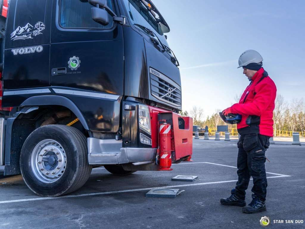 Автоманипулятор Volvo  FH 540 10x4 FASSI F1950 FLY JIB WINCH 46m !!! Volvo  FH 540 10x4 FASSI F1950 FLY JIB WINCH 46m !!!: фото 15