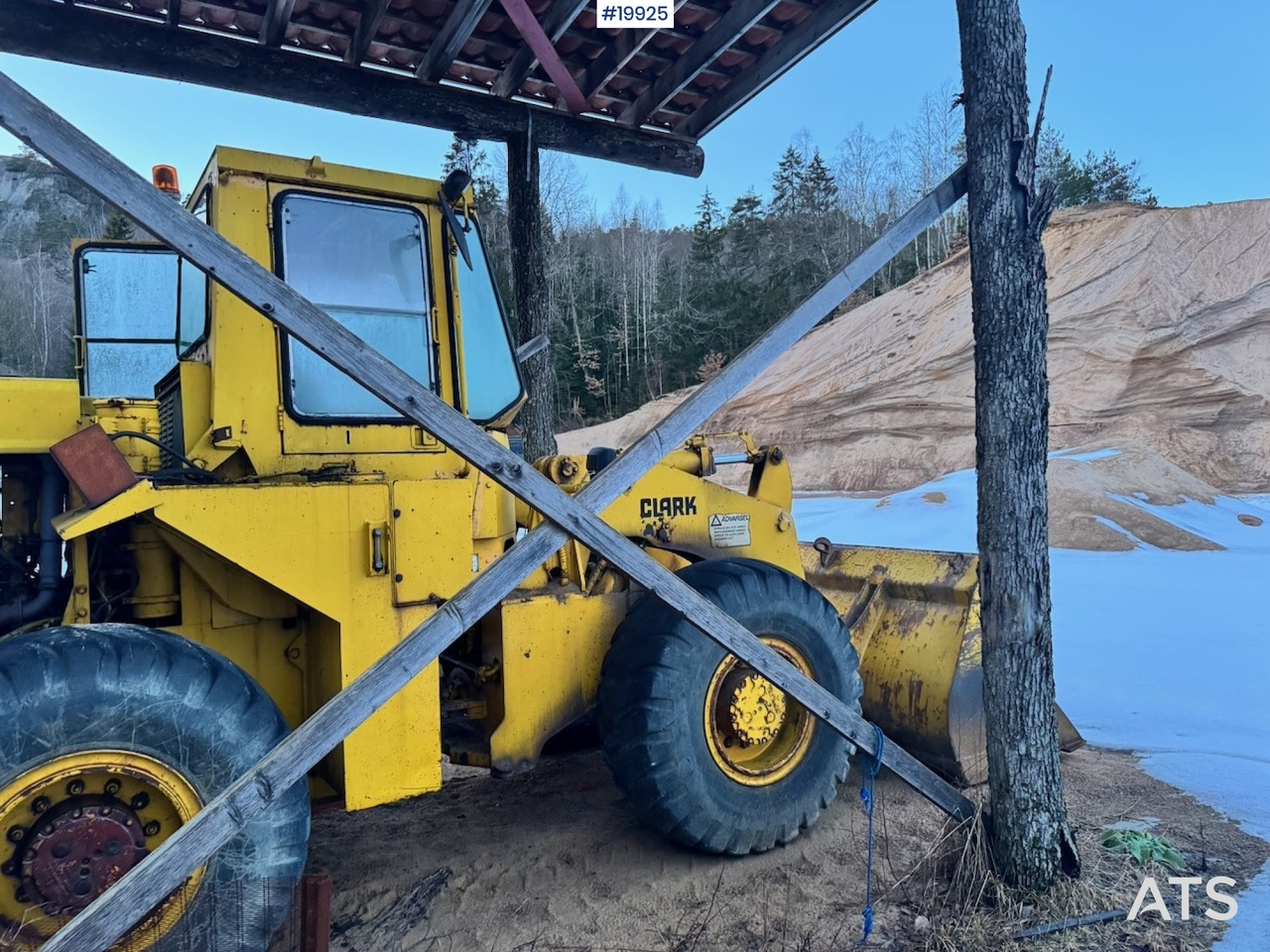 Колёсный погрузчик Clark 75B: фото 6