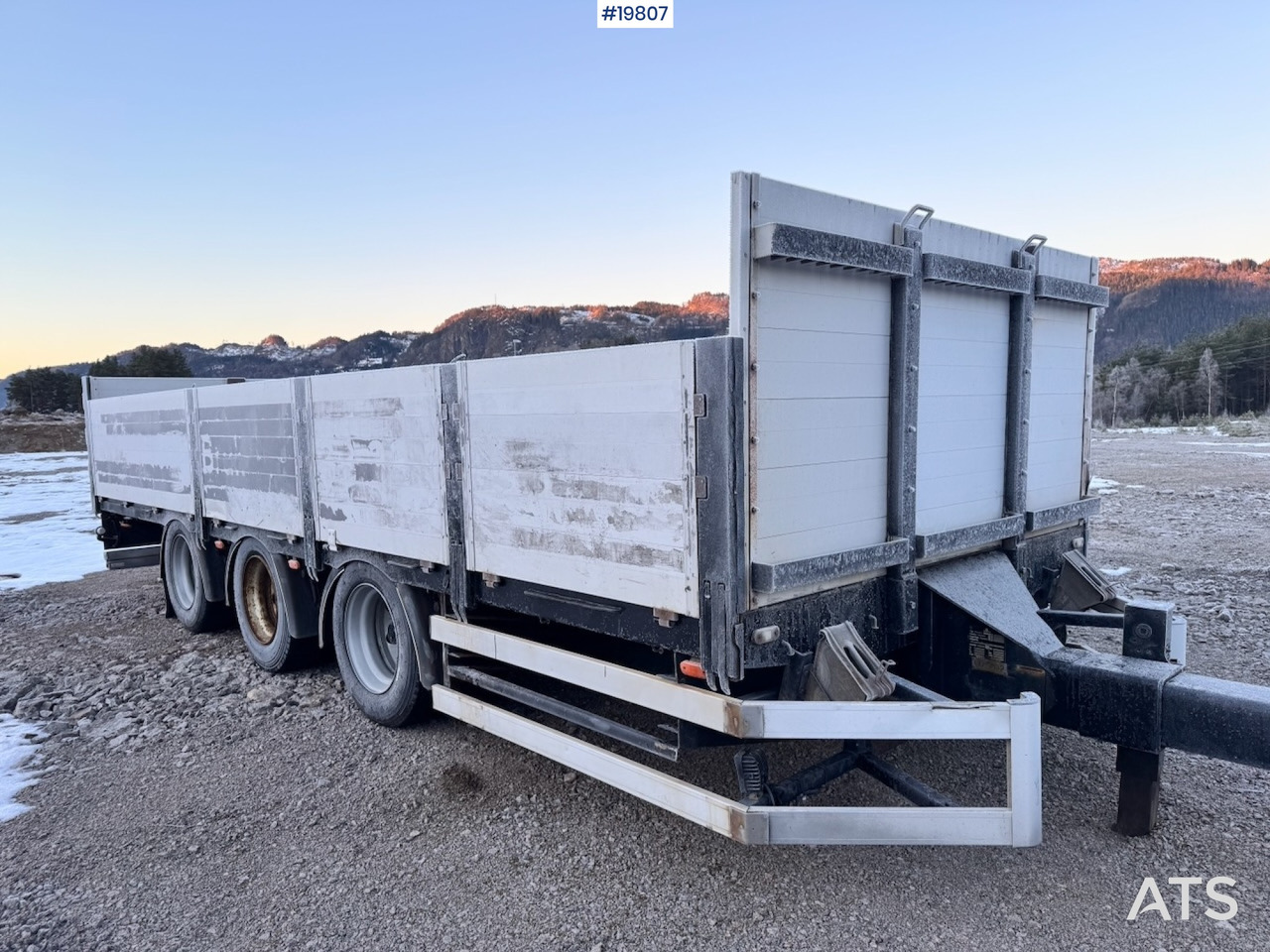 Istrail 3 akslet plankjerre - Прицеп бортовой/ Платформа: фото 4 Istrail 3 akslet plankjerre - Прицеп бортовой/ Платформа: фото 4