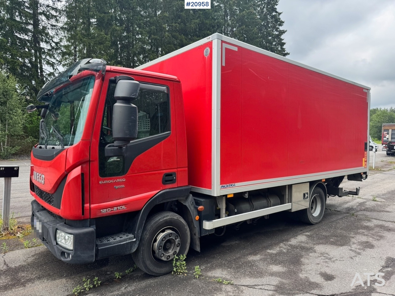 Iveco EuroCargo 120-210L - Грузовик с закрытым кузовом: фото 2 Iveco EuroCargo 120-210L - Грузовик с закрытым кузовом: фото 2