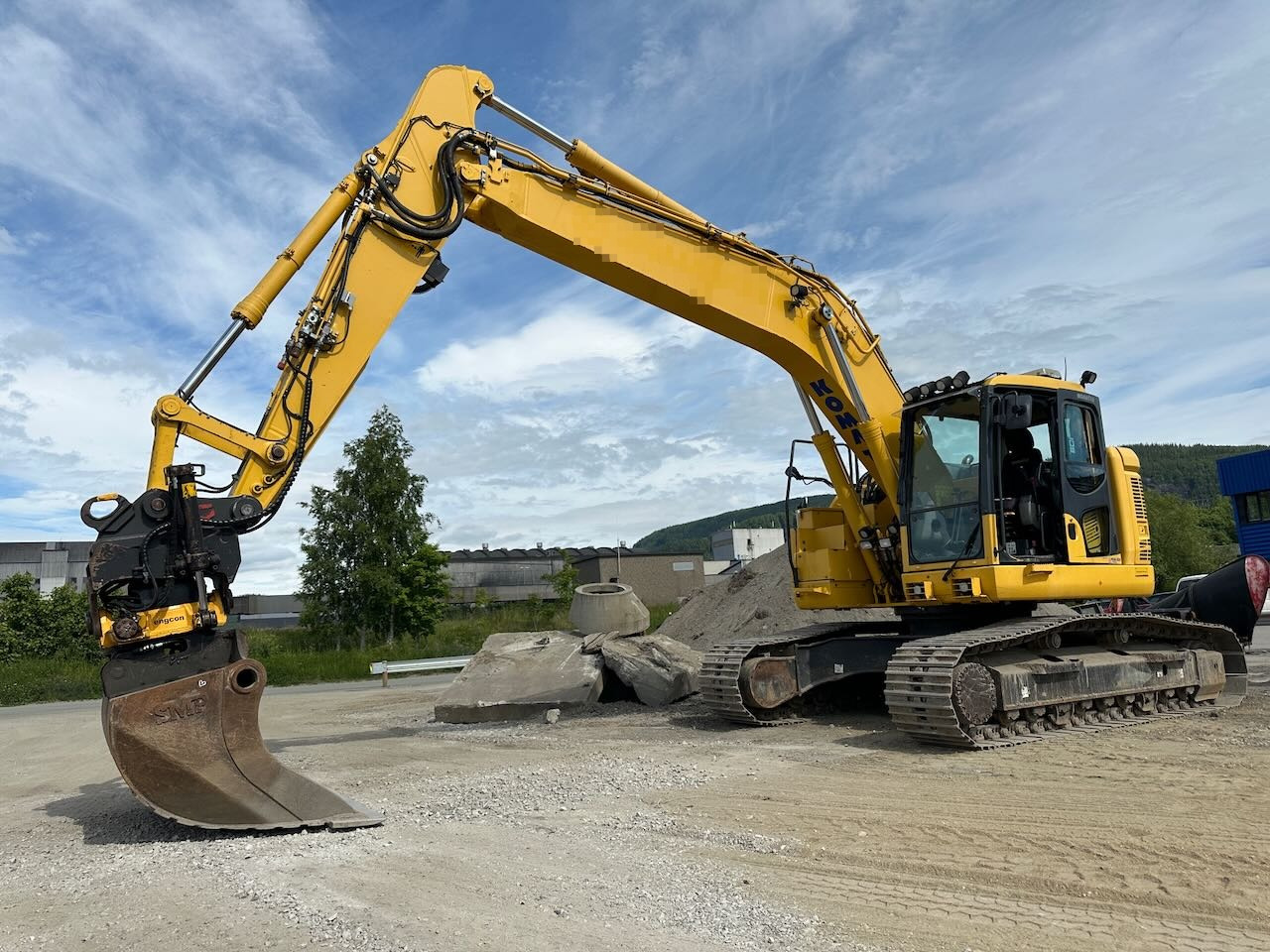 Komatsu PC228USLC-10 - Гусеничный экскаватор: фото 1 Komatsu PC228USLC-10 - Гусеничный экскаватор: фото 1