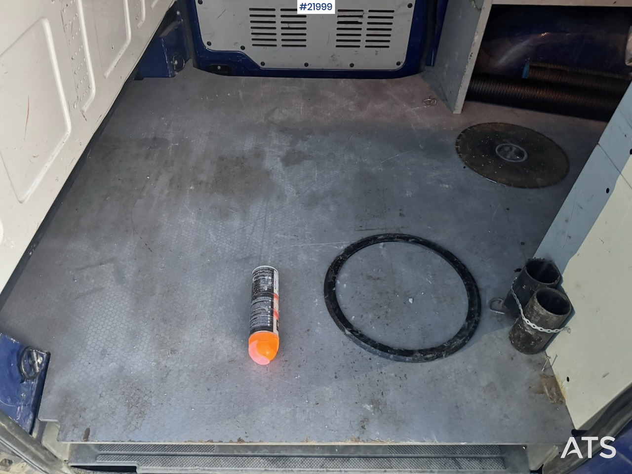 Цельнометаллический фургон Mercedes VITO: фото 16 Цельнометаллический фургон Mercedes VITO: фото 16