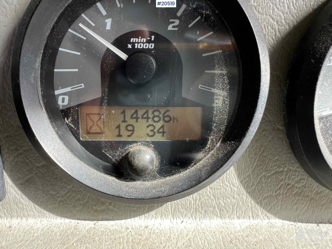 Внедорожный самосвал Moxy MT 26: фото 31