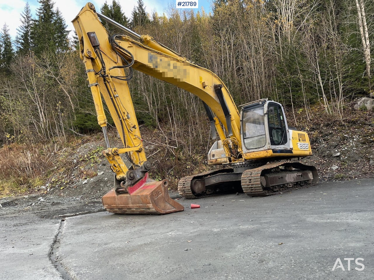 New Holland E265 med graveskuffe - Гусеничный экскаватор: фото 2 New Holland E265 med graveskuffe - Гусеничный экскаватор: фото 2