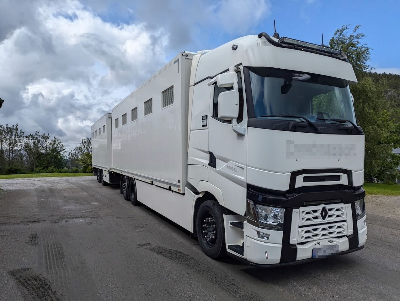 Renault 520T High 6x2 Dyretransportbil m/ HFR Henger - Грузовик для перевозки животных: фото 3 Renault 520T High 6x2 Dyretransportbil m/ HFR Henger - Грузовик для перевозки животных: фото 3