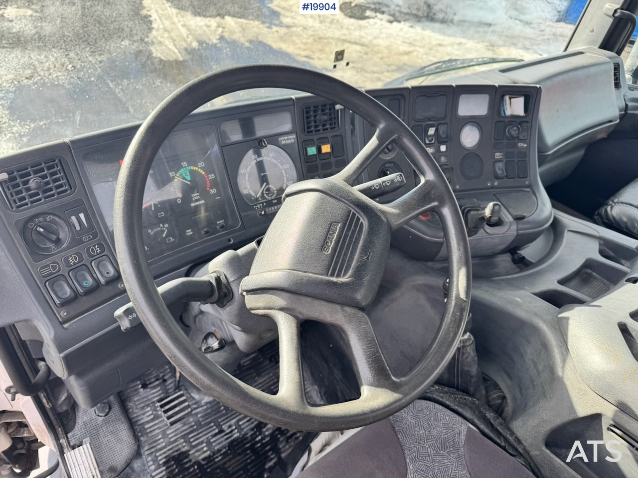 Грузовик с подъемником Scania P114: фото 40