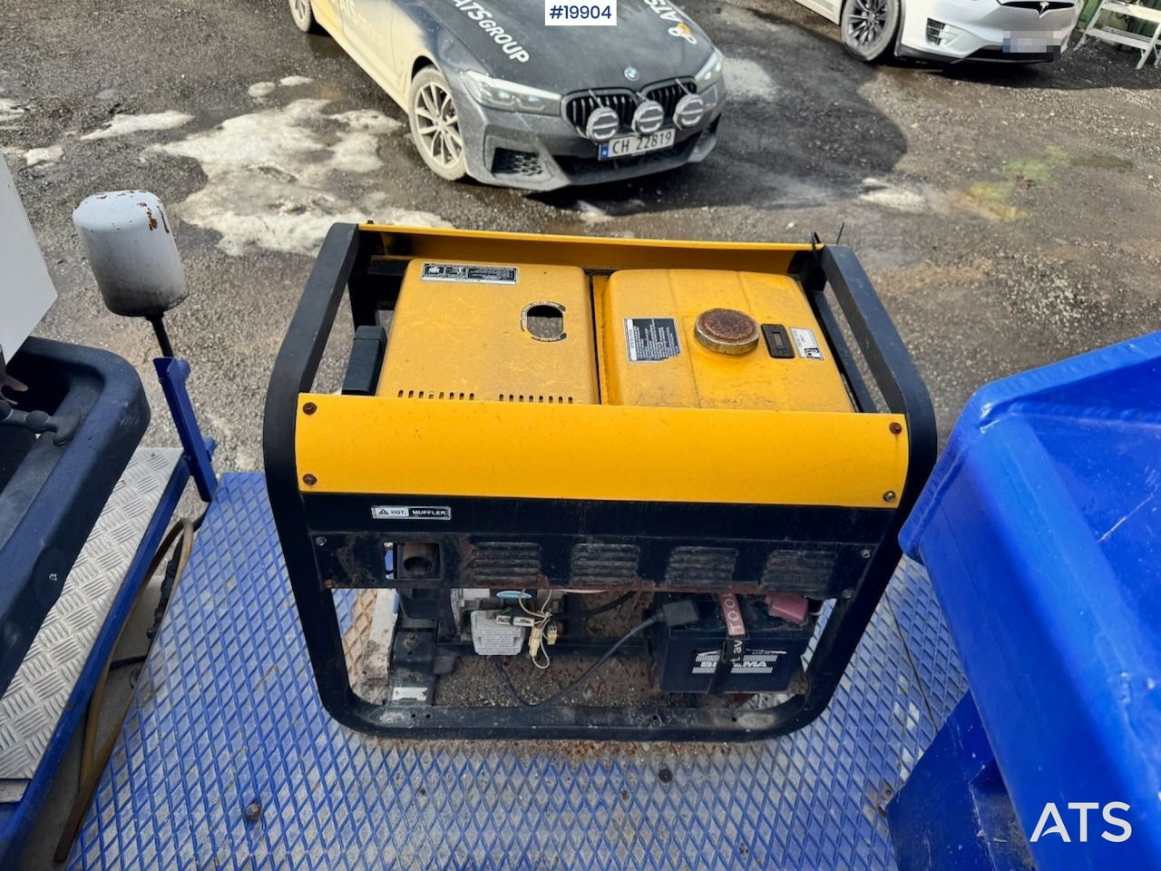 Грузовик с подъемником Scania P114: фото 19