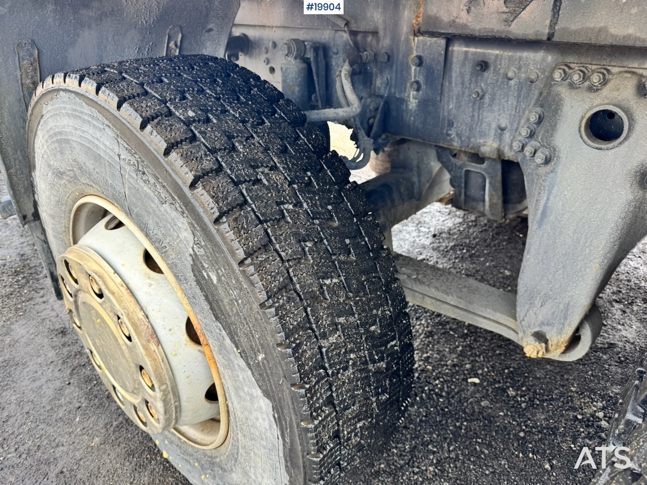 Грузовик с подъемником Scania P114: фото 15