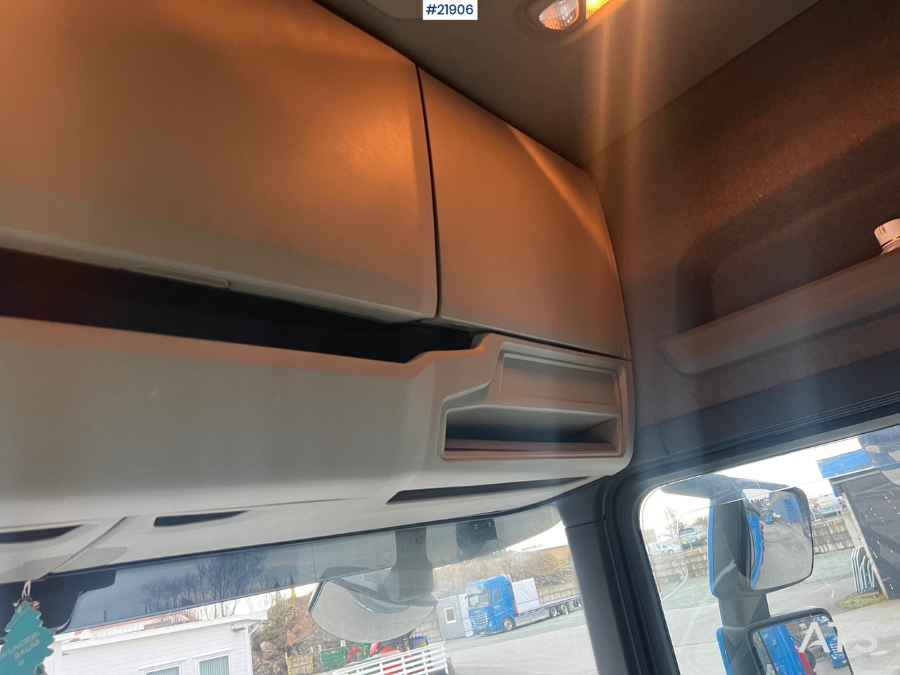 Scania R580 8x2 kranbil m/ 95t/m hmf kran, jibb , vinsj og konar planslep в лизинг Scania R580 8x2 kranbil m/ 95t/m hmf kran, jibb , vinsj og konar planslep: фото 50