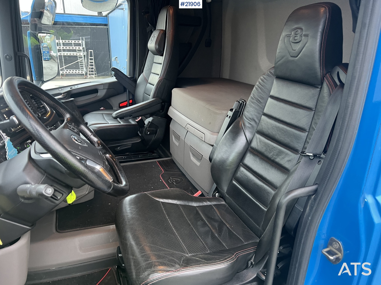 Scania R580 8x2 kranbil m/ 95t/m hmf kran, jibb , vinsj og konar planslep в лизинг Scania R580 8x2 kranbil m/ 95t/m hmf kran, jibb , vinsj og konar planslep: фото 41