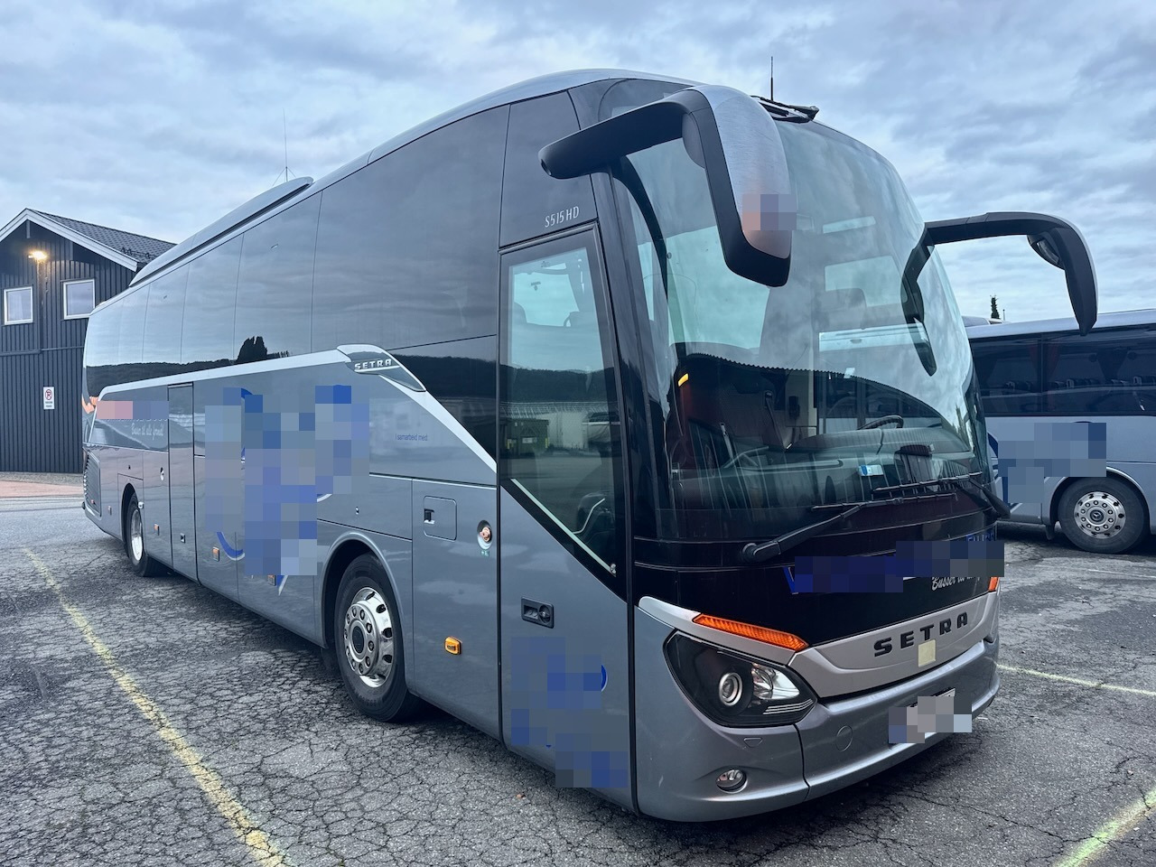 Setra S515HD Turbuss. 53 seter. - Туристический автобус: фото 1 Setra S515HD Turbuss. 53 seter. - Туристический автобус: фото 1