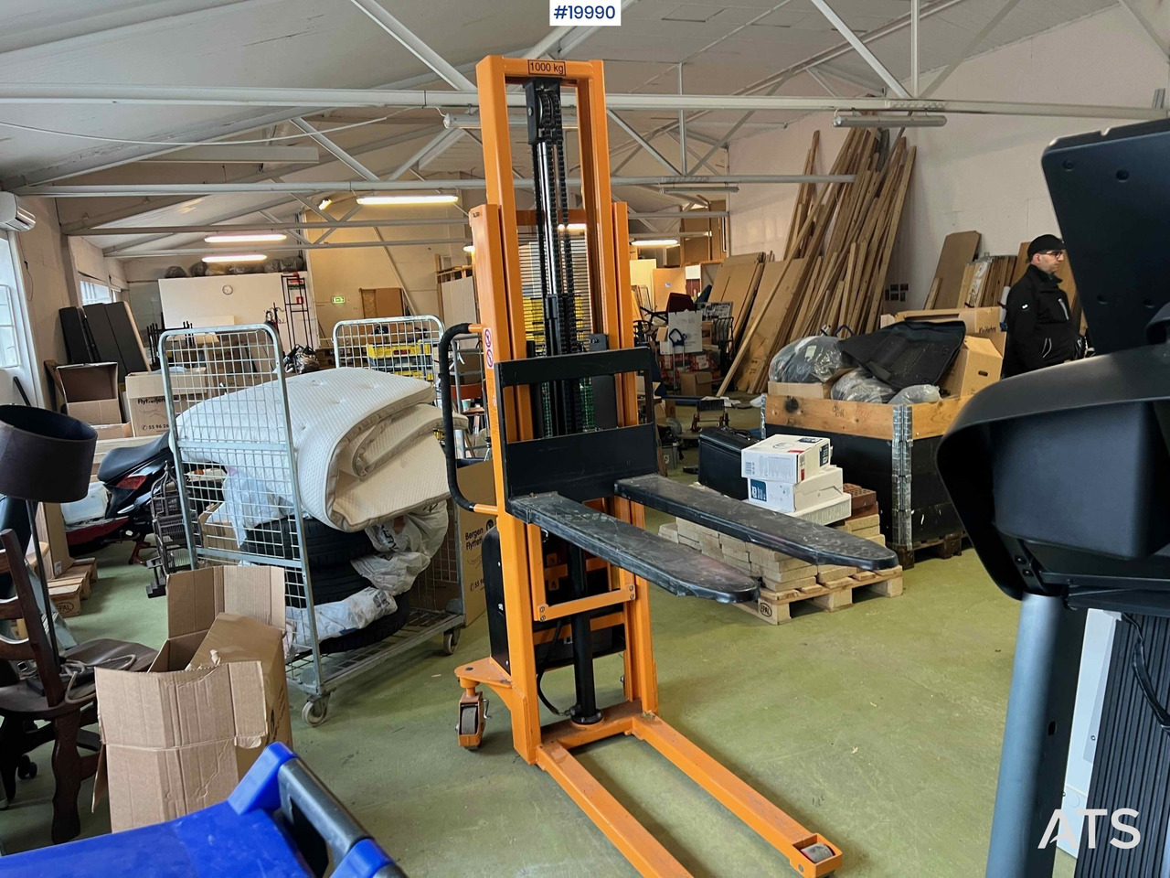 Semi-electric Pallestabler - Строительная техника: фото 1 Semi-electric Pallestabler - Строительная техника: фото 1