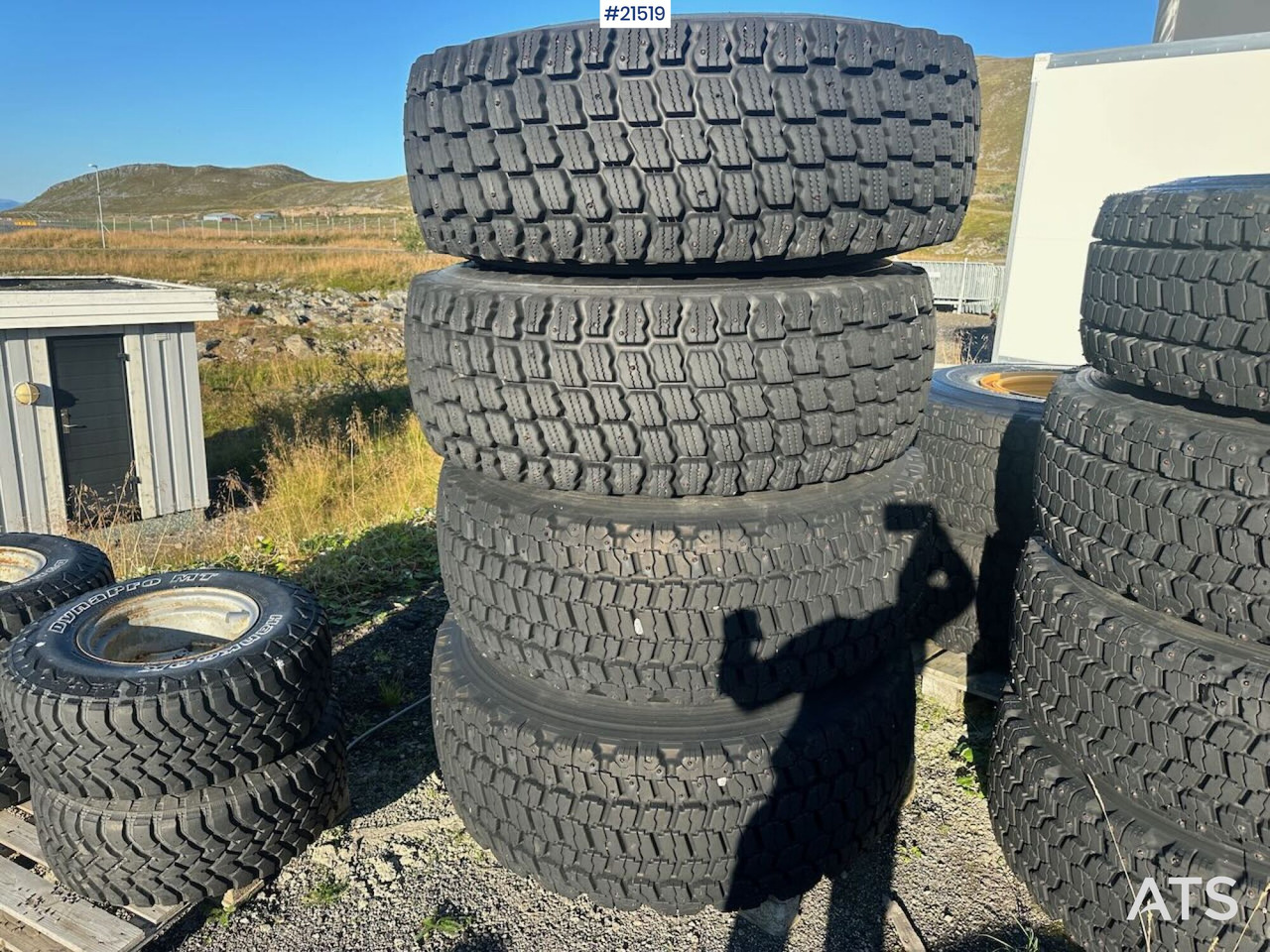 Triangle hjullaster dekk på felg til Volvo L110 hjullaster - Шина для Строительной техники: фото 2 Triangle hjullaster dekk på felg til Volvo L110 hjullaster - Шина для Строительной техники: фото 2