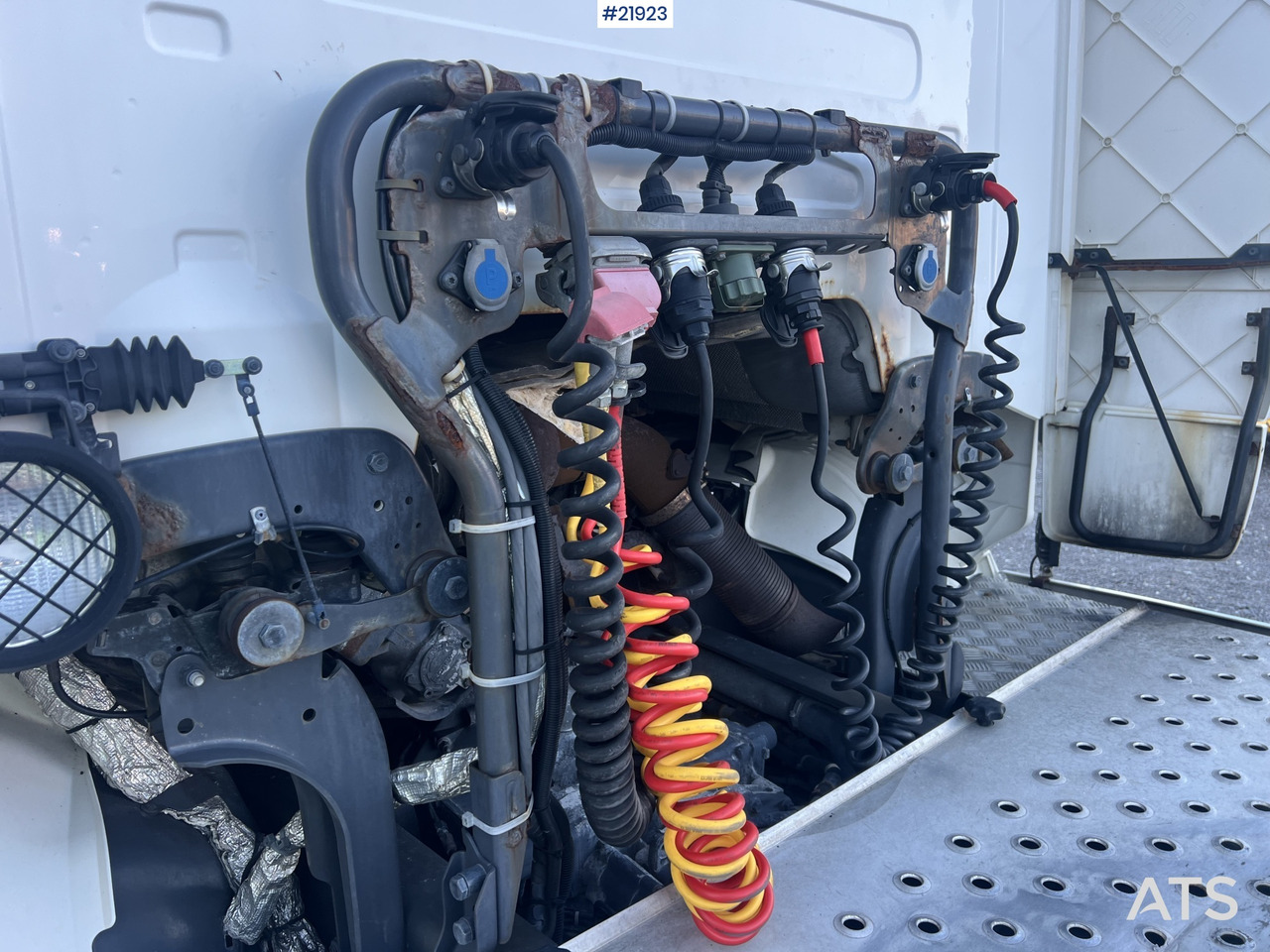 Тягач Scania R620: фото 13